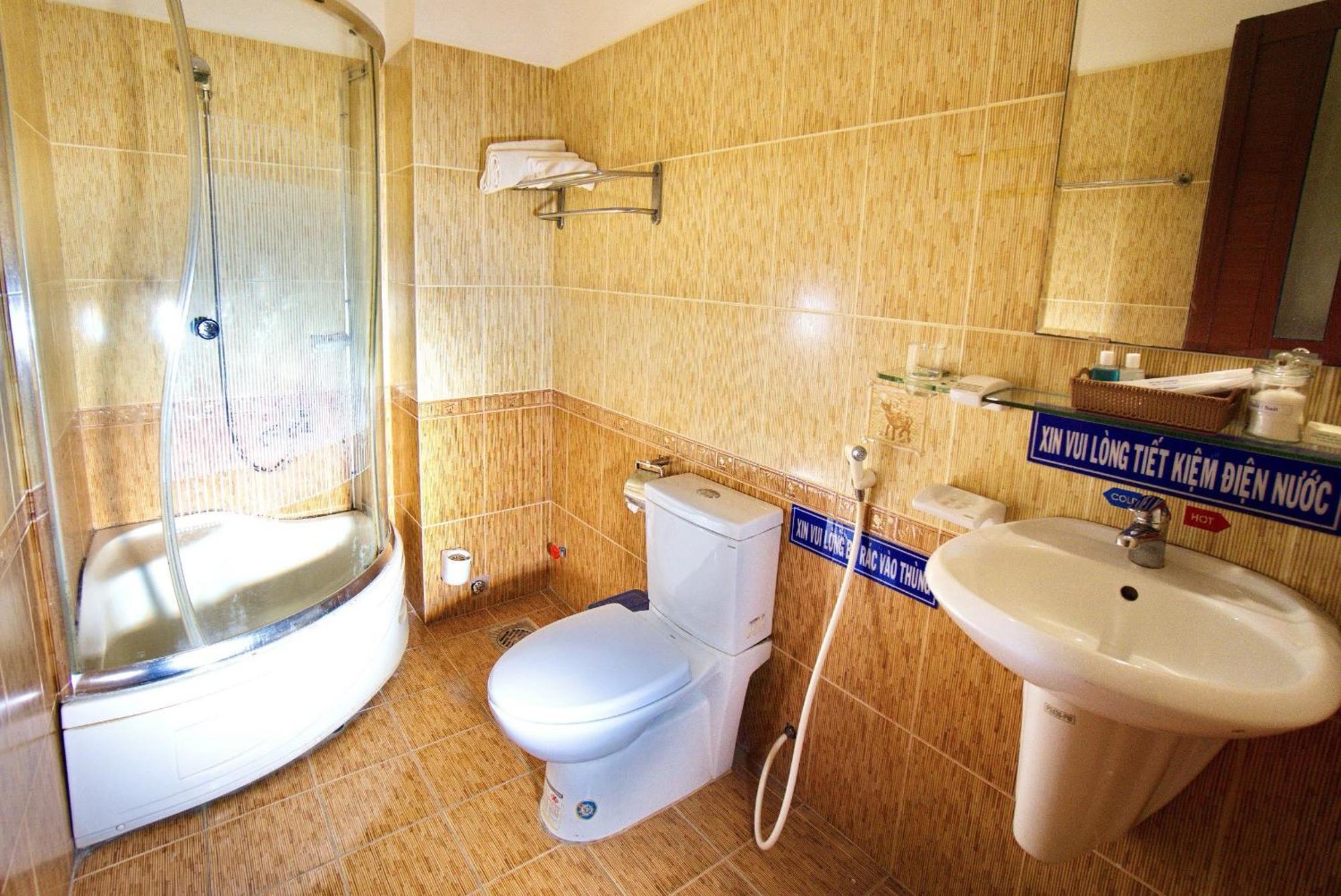 Hotel Hai Chau Тяудок Екстер'єр фото